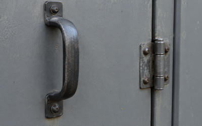 Suncast Outdoor Storage Shed vs DWVO 7 x5 Large Metal Outdoor: Which Should You Buy?