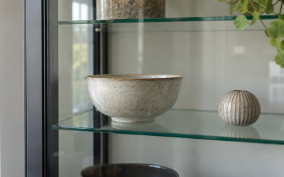 BROTTAR 71 Tall Display Cabinet vs Lvifur 10-Tier Glass Display Cabinet: Which Should You Buy?