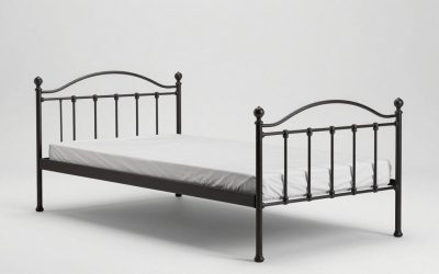 Vintage Wrought Iron Bed Frame Queen: How to Identify, Buy and Restore One
